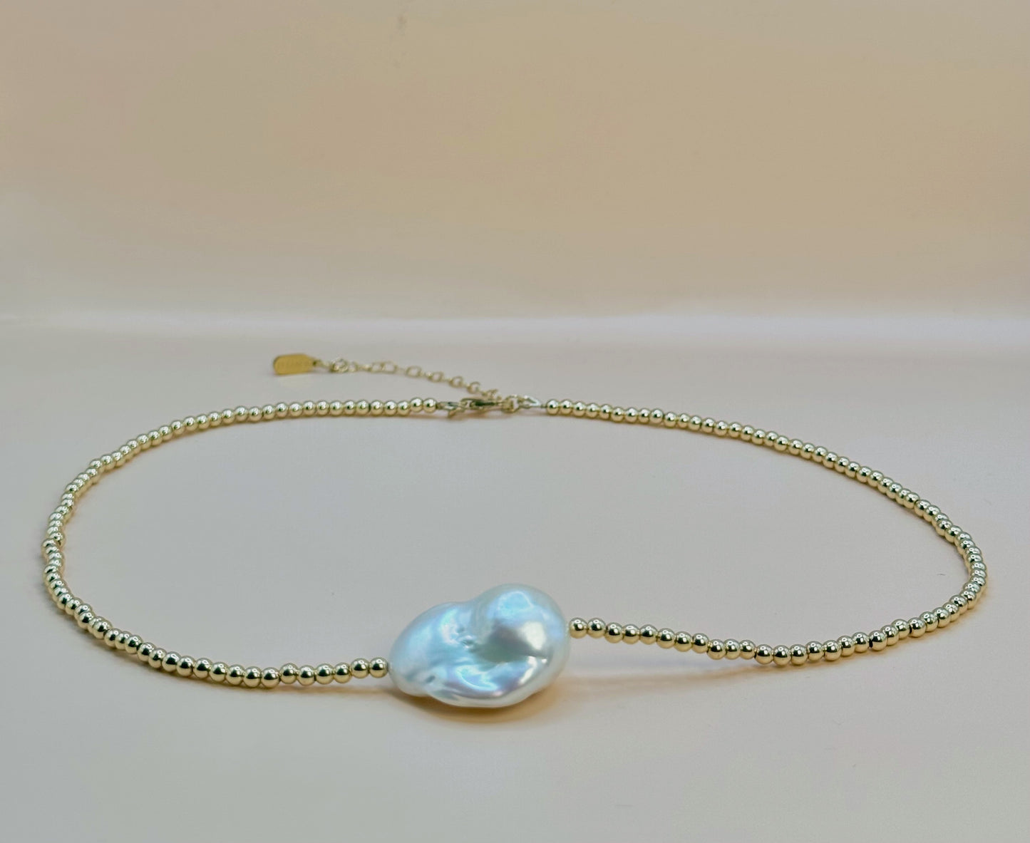 Chocker LUXOR
